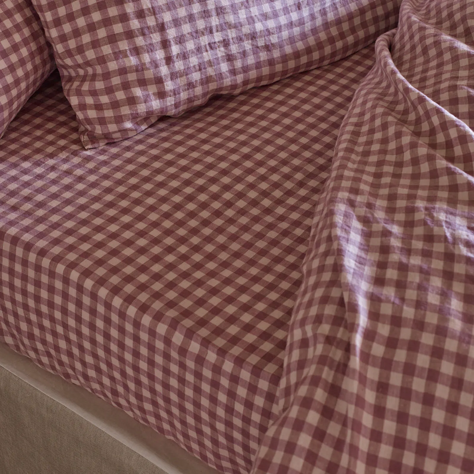 Piglet in Bed 100% Linen Fitted Sheet Elderberry Gingham Best Sale