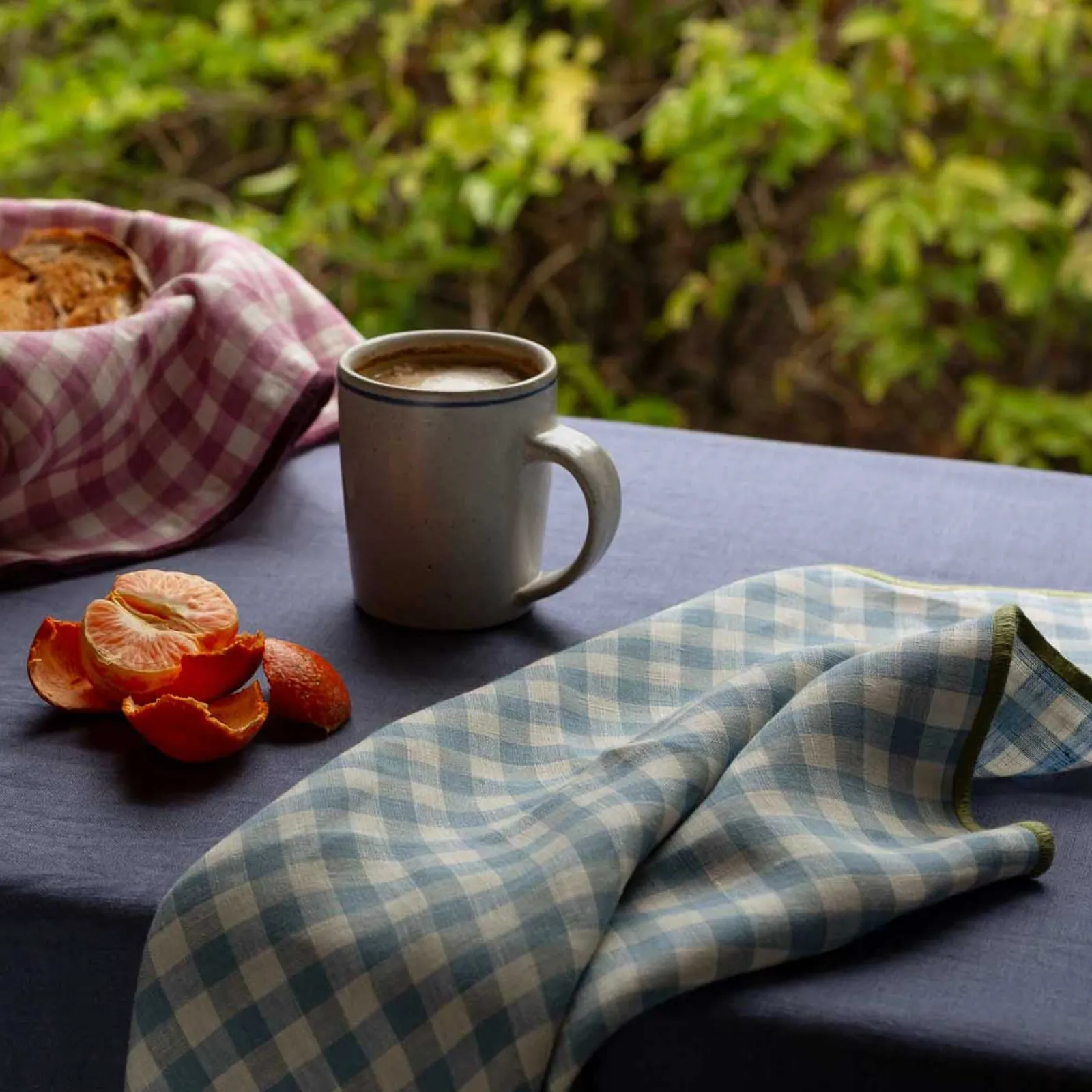 Piglet in Bed 100% Linen Napkins Set of 4 Warm Blue Gingham New