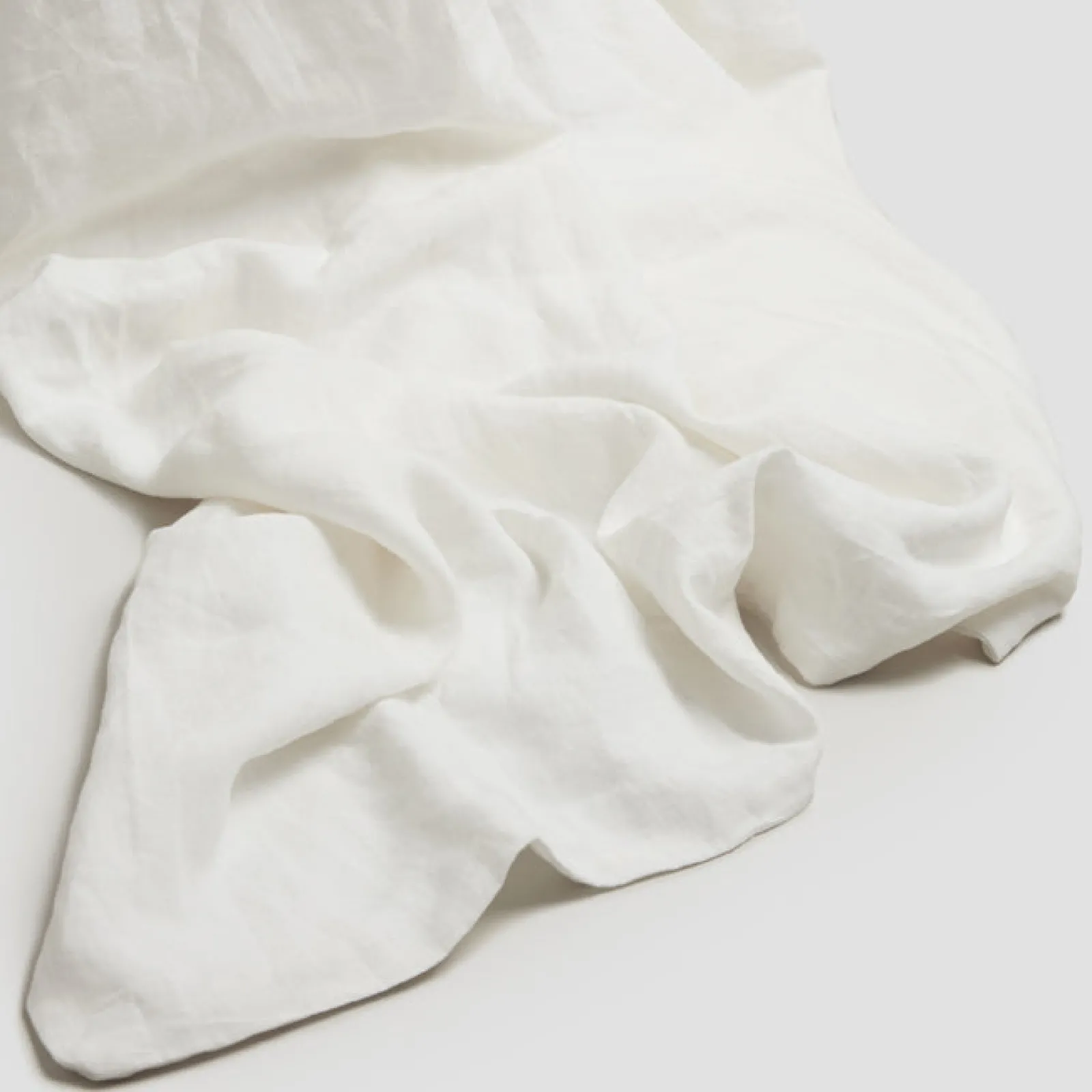 Piglet in Bed 100% Linen Flat Sheet White Clearance